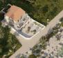 Дом с 6 апартаментами на берегу моря на острове Шолта - с возможностью переоборудования в роскошную виллу - фото 2
