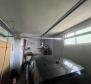 Дом с гаражом в Драмале, Цриквеница, низкая цена! - фото 16