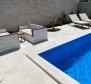 Villa jumelée à Bol sur l'île de Brac à seulement 300 mètres de la mer avec piscine - pic 19