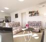 Propriété solide à Liznjan, avec 3 appartements spacieux et jardin ! - pic 6