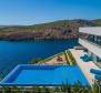Fantastique villa en bord de mer d'architecture moderne sur la Riviera de Karlobag avec piscines intérieure et extérieure ! - pic 2