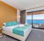 Fantastique villa en bord de mer d'architecture moderne sur la Riviera de Karlobag avec piscines intérieure et extérieure ! - pic 44