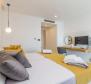 Fantastique villa en bord de mer d'architecture moderne sur la Riviera de Karlobag avec piscines intérieure et extérieure ! - pic 83