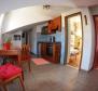 Appartement à vendre dans la ville de Hvar avec vue sur la mer - pic 9