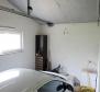 Beeindruckendes Haus mit 4 Wohnungen zum Verkauf in Matulji, über Opatija auf 3740 qm. vom Land! - foto 21