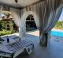 Nice stone house 225m2, Vodnjan - pic 11
