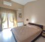 Nice stone house 225m2, Vodnjan - pic 31