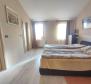 Nice stone house 225m2, Vodnjan - pic 39
