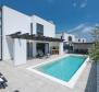 Moderne 3-Schlafzimmer-Villa mit Pool in ruhiger Lage, Galižana - foto 42