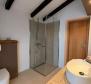 Villa pour mini-hôtel avec 12 chambres et une piscine, Bale - pic 27