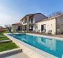 Luxury stone villa in Poreč with distant Adriatic sea views - pic 2