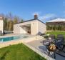 Luxury stone villa in Poreč with distant Adriatic sea views - pic 6