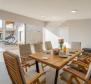 Luxury stone villa in Poreč with distant Adriatic sea views - pic 8