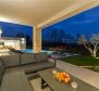 Luxury stone villa in Poreč with distant Adriatic sea views - pic 47