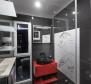 Moderní apart-vila se 4 apartmány jen 50 metrů od moře - pic 9