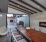 Moderní apart-vila se 4 apartmány jen 50 metrů od moře - pic 39