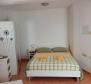 Kamenný dům na prodej v tajemném Kaštel Luksic jen 100 metrů od moře - pic 20