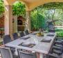 Villa with swimming pool and 3 apartments on a spacious plot of 1700 m2 in Jadreski between Liznjan and Pula - pic 9