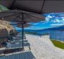 Un palais de 1ère ligne récemment rénové à Opatija avec piscine propose des appartements à vendre - pic 3
