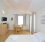 Apart-house of 9 apartments in Valbandon just 900 meters from the beach - pic 27