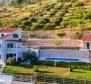 Une villa dans un endroit calme avec une vue dégagée sur la mer dans la région de Nemira, Riviera d&#39;Omis - pic 4