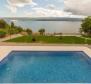 Une villa dans un endroit calme avec une vue dégagée sur la mer dans la région de Nemira, Riviera d&#39;Omis - pic 3
