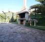 Apart-house in Štinjan, Pula, with sea views, just 300 meters from the sea - pic 12