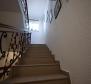 Apart-house in Štinjan, Pula, with sea views, just 300 meters from the sea - pic 44