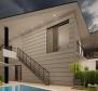 Moderní vila s bazénem v Malinska-Dubašnica pouhých 150 metrů od moře - pic 20