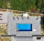 Luxus villa medencével és tengerre néző kilátással Vrbnikben a Krk-félszigeten - pic 7