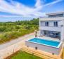Modern villa with swimming pool just 150 meters from the sea in Medulin - pic 2