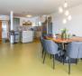 Modern villa with swimming pool just 150 meters from the sea in Medulin - pic 24