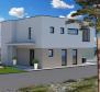 Atraktivní moderní vila mezi Vodicemi a Tribunjem - pic 6