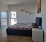 Modern villa úszómedencével Zadar közelében, mindössze 120 méterre a tengertől - pic 17