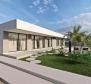 Modern új épület úszómedencével a három új villa komplexumában Labin körzetében - pic 3