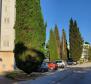 Propriété à rénover à Rovinj à seulement 300 mètres de la mer dans le quartier de l'hôtel Grand Park - pic 7