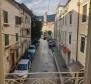 Квартира в Кастель Стари в 30 метрах от моря - фото 3