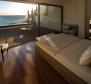 Villa moderne dans un tout nouveau complexe au bord de l'eau dans la région de Sibenik - pic 17