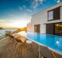 Villa moderne dans un tout nouveau complexe au bord de l'eau dans la région de Sibenik - pic 8