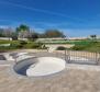 Propriété spacieuse avec 16 chambres, deux piscines et un court de tennis - pic 4