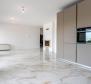 Incroyable propriété à Podstrana avec piscine propose 2 appartements de luxe - pic 32