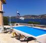 Propriété isolée unique de type phare avec jetée privée dans la région de Sibenik - pic 4