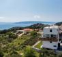 Světlá nová vila ve Veliko Brdo, Makarska, s úžasným výhledem na moře - pic 2