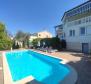 Immeuble avec vue mer à Fazana, à 500 mètres de la mer - pic 2