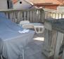 Grand immeuble d'investissement sur l'île de Krk à seulement 100 mètres de la mer - pic 36