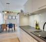 Odnowiony apartament nad brzegiem morza z 3 mieszkaniami 129 m2 - pic 4