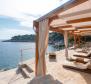 Przepiękna willa rodzinna na pierwszej linii od morza na wyspie Korčula! - pic 11