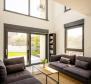Modern villa úszómedencével Rovinj környékén, 6 km-re a tengertől - pic 20