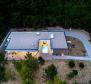 Villa moderne avec piscine en pleine nature sur l'île de Rab à Palit sur 5000 m². de terre - pic 19