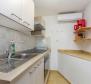 Dům se 3 apartmány v Risika, oblast Vrbnik, ostrov Krk - pic 8